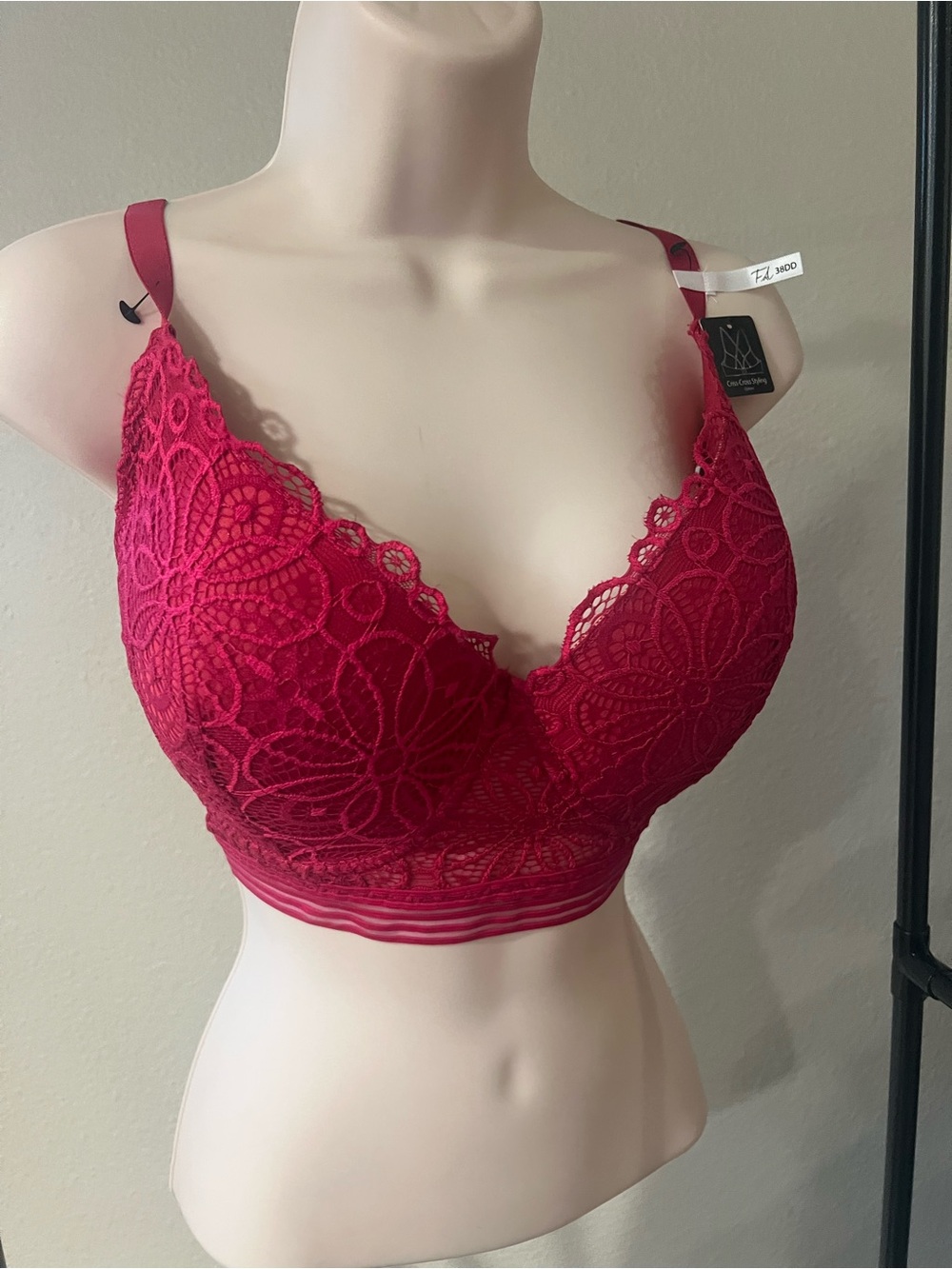 NWT French Affair Red Lace 38DD Bra - Women Intimates & Sleepwear